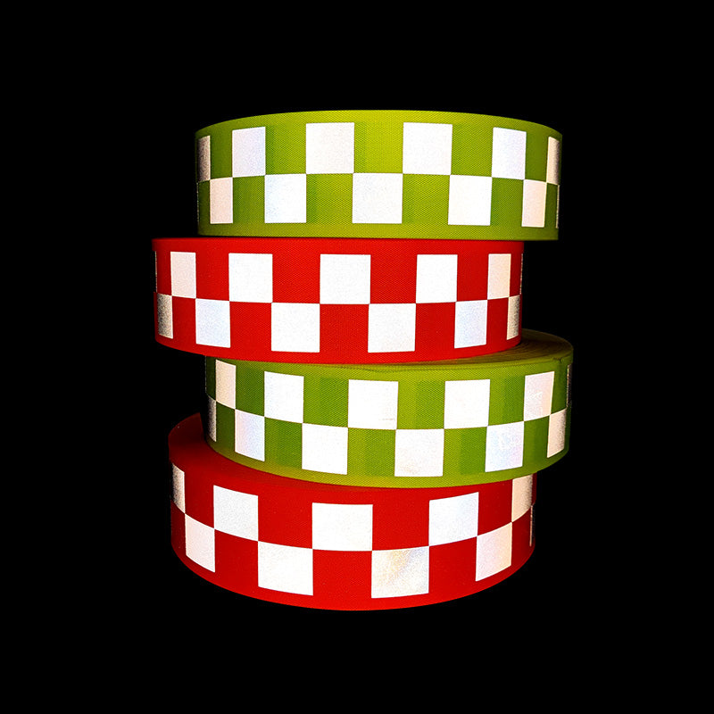 11WT Chequered Reflective Oxford Warning Tape